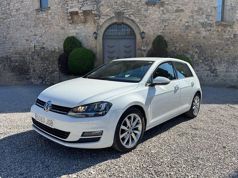 Usado VW Golf VII Sportline 105 CV (77 kW) 2015 Blanco Utilitario