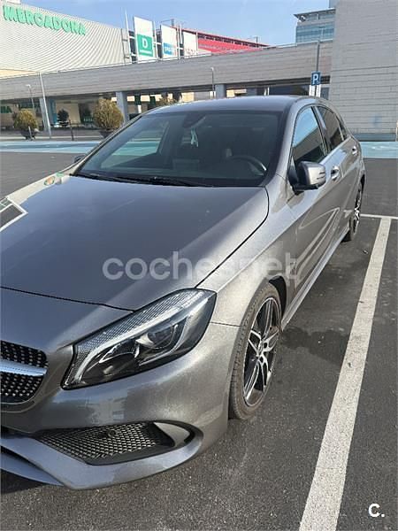 Usado Mercedes A200 136 CV (100 kW) 2018 Gris / plata Berlina