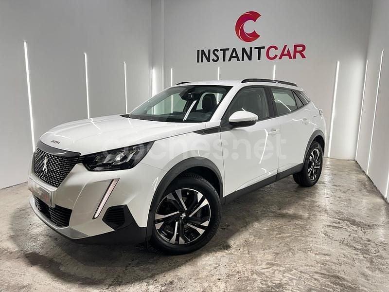 Usado Peugeot 2008 Active 100 CV (73 kW) 2021 Blanco SUV