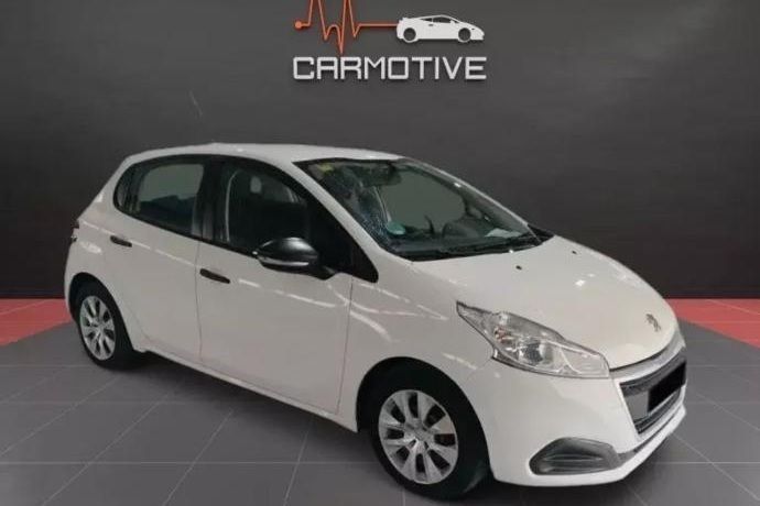 Usado 2017 Peugeot 208 Access Utilitario | 9990 € (Un poco caro) - Imagen 1/4