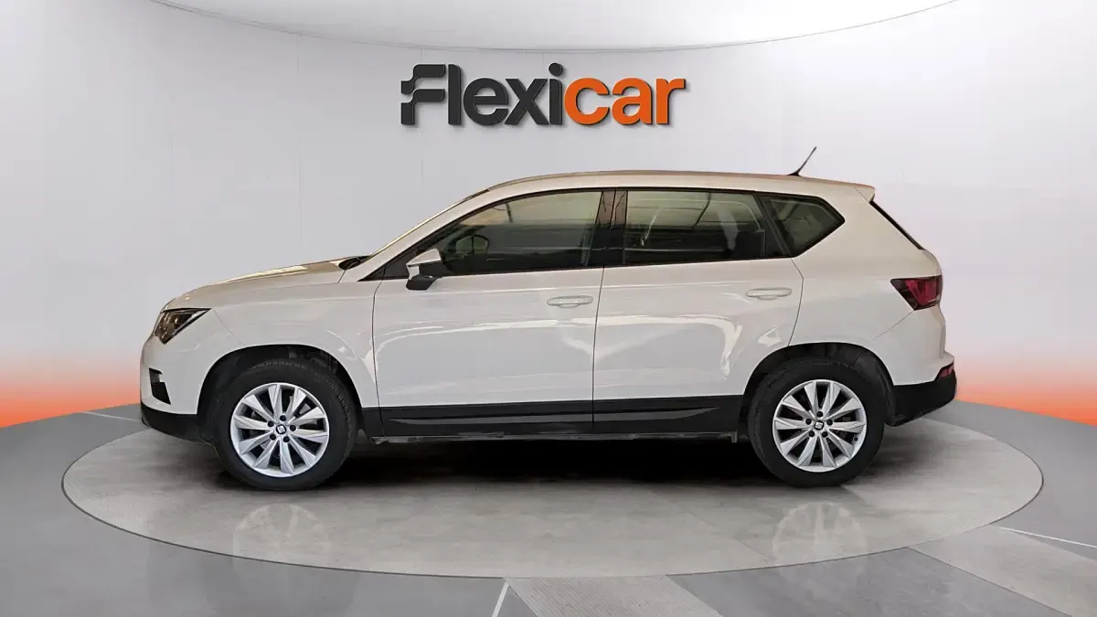 Usado Seat Ateca Style 150 CV (110 kW) 2017 Blanco SUV