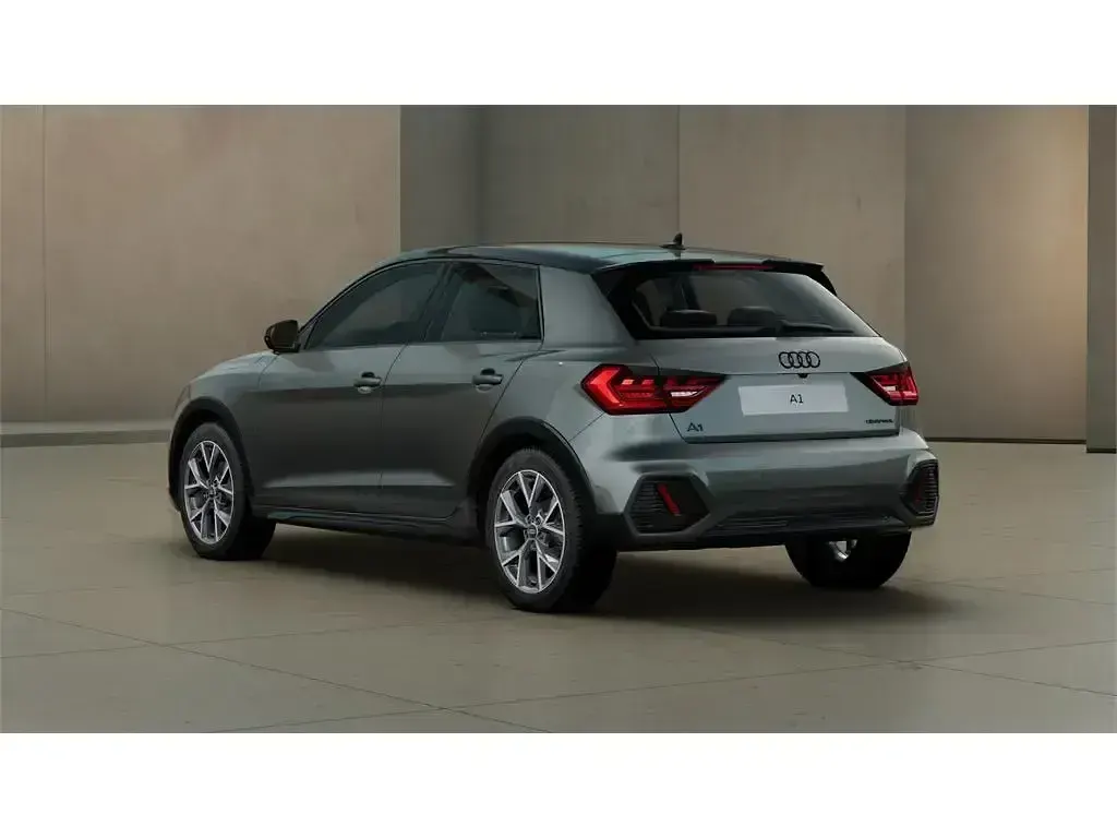 Nuevo Audi A1 116 CV (85 kW) 2026 Gris SUV