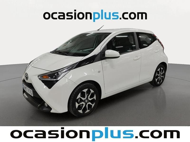 Blanco Usado 2019 Toyota Aygo X-play Utilitario | 10.273 € (Buen precio) - Imagen 1/4