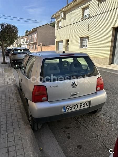 Usado VW Lupo Conceptline 60 CV (44 kW) 2002 Gris / plata Utilitario