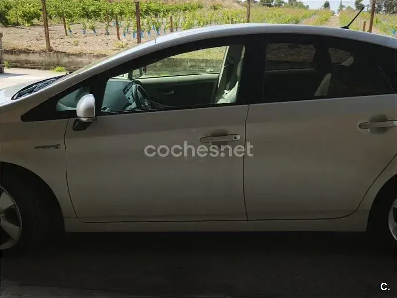 Usado Toyota Prius Executive 136 CV (100 kW) 2009 Blanco Utilitario