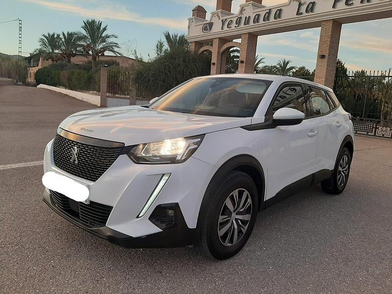 Blanco Usado 2021 Peugeot 2008 Style SUV | 12.000 € - Imagen 1/4