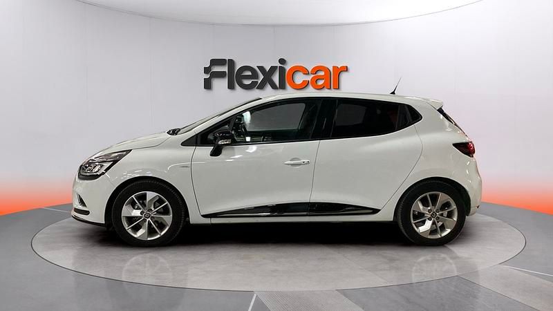 Usado Renault Clio IV Life 75 CV (55 kW) 2017 Blanco Utilitario