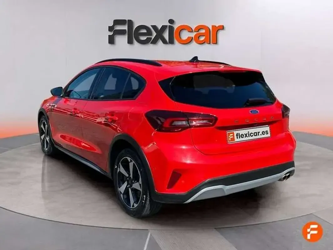 Usado Ford Focus Active 155 CV (114 kW) 2024 Rojo Berlina