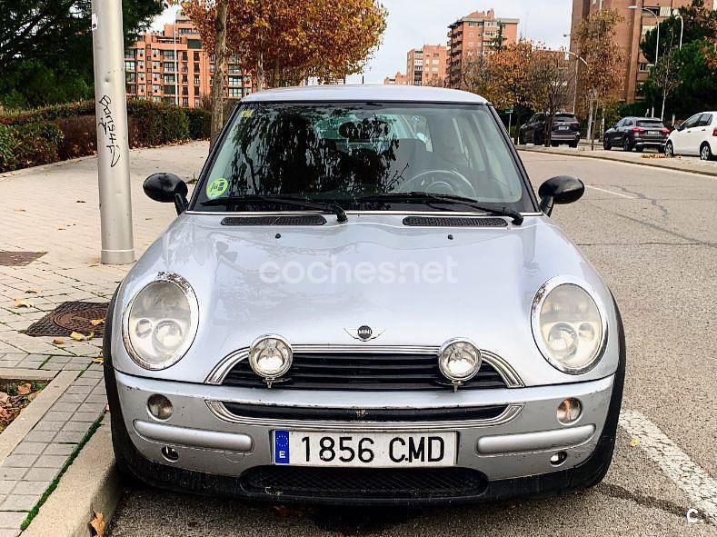 Gris / plata Usado 2003 Mini ONE Utilitario | 1700 € (Super precio) - Imagen 1/4