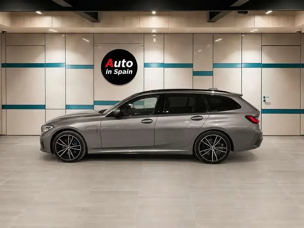 Usado BMW 330e M Sport 292 CV (214 kW) 2021 Marrón Familiar