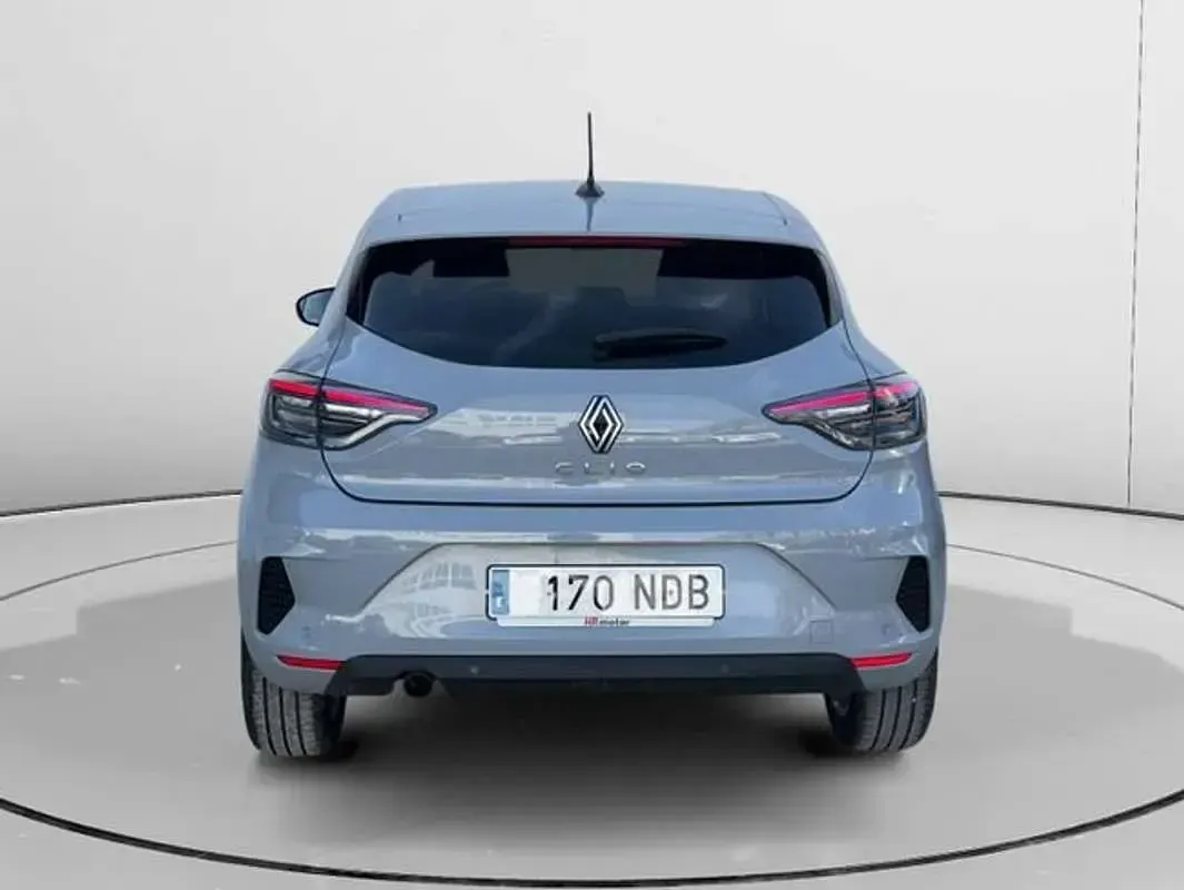 Usado Renault Clio Evolution 101 CV (74 kW) 2025 Gris Utilitario