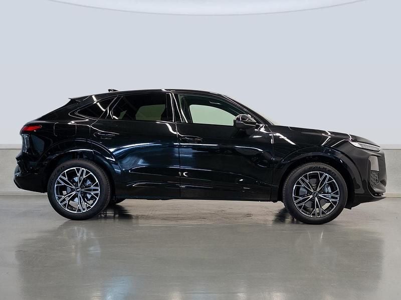 Usado Audi Q3 Sportback S-Line 150 CV (110 kW) 2025 Negro SUV