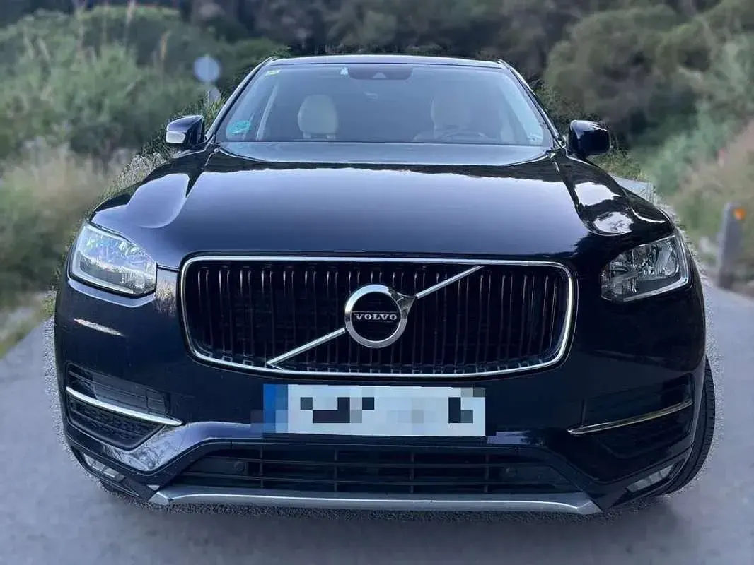 Usado Volvo XC90 Momentum 190 CV (139 kW) 2015 Azul SUV