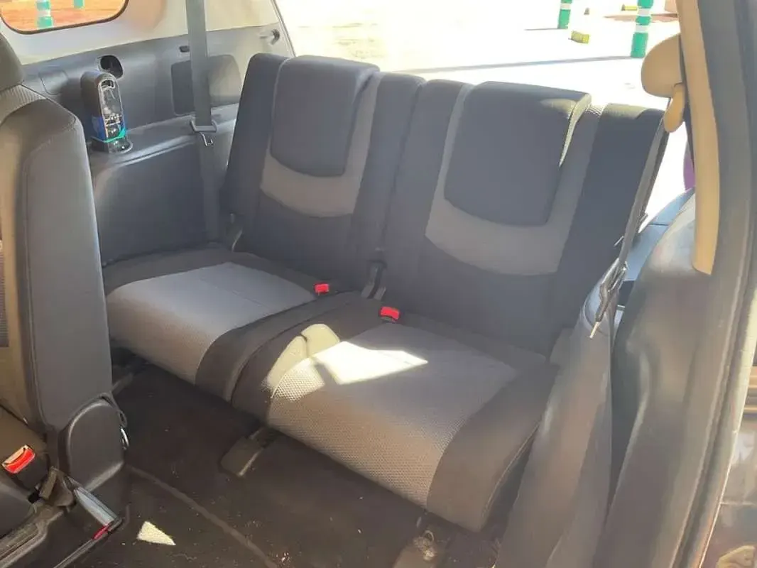 Usado Mazda 5 Active 110 CV (80 kW) 2007 Gris Monovolumen