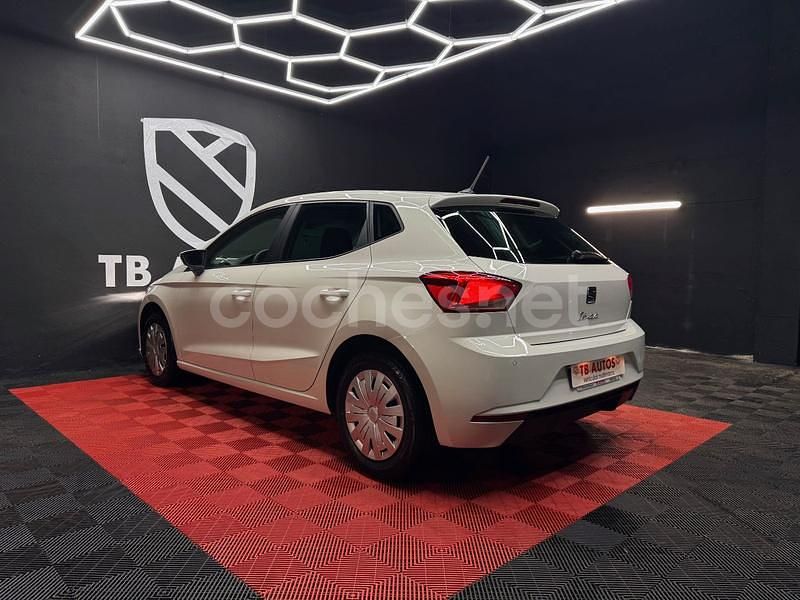 Usado Seat Ibiza Reference 80 CV (58 kW) 2023 Blanco Berlina