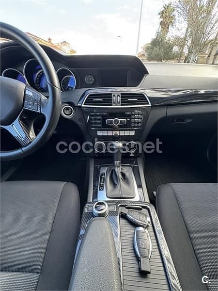 Usado Mercedes C220 Elegance 170 CV (125 kW) 2012 Gris / plata Familiar