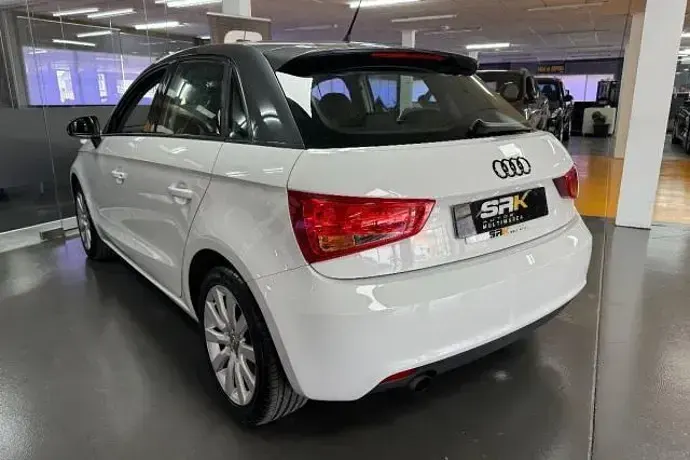Usado Audi A1 Attraction 86 CV (63 kW) 2013 Utilitario