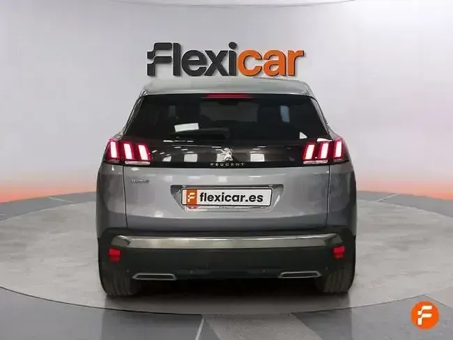 Usado Peugeot 3008 Allure 130 CV (95 kW) 2018 Gris SUV