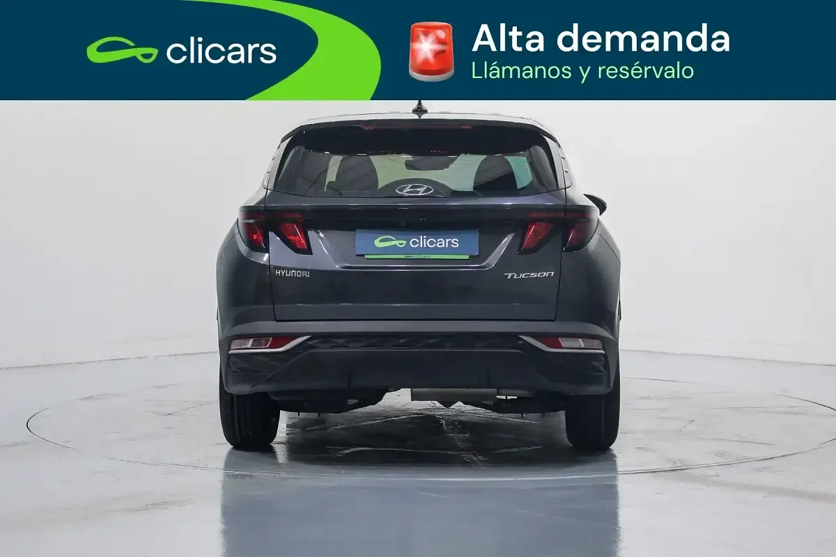 Usado Hyundai Tucson 115 CV (84 kW) 2021 Gris SUV