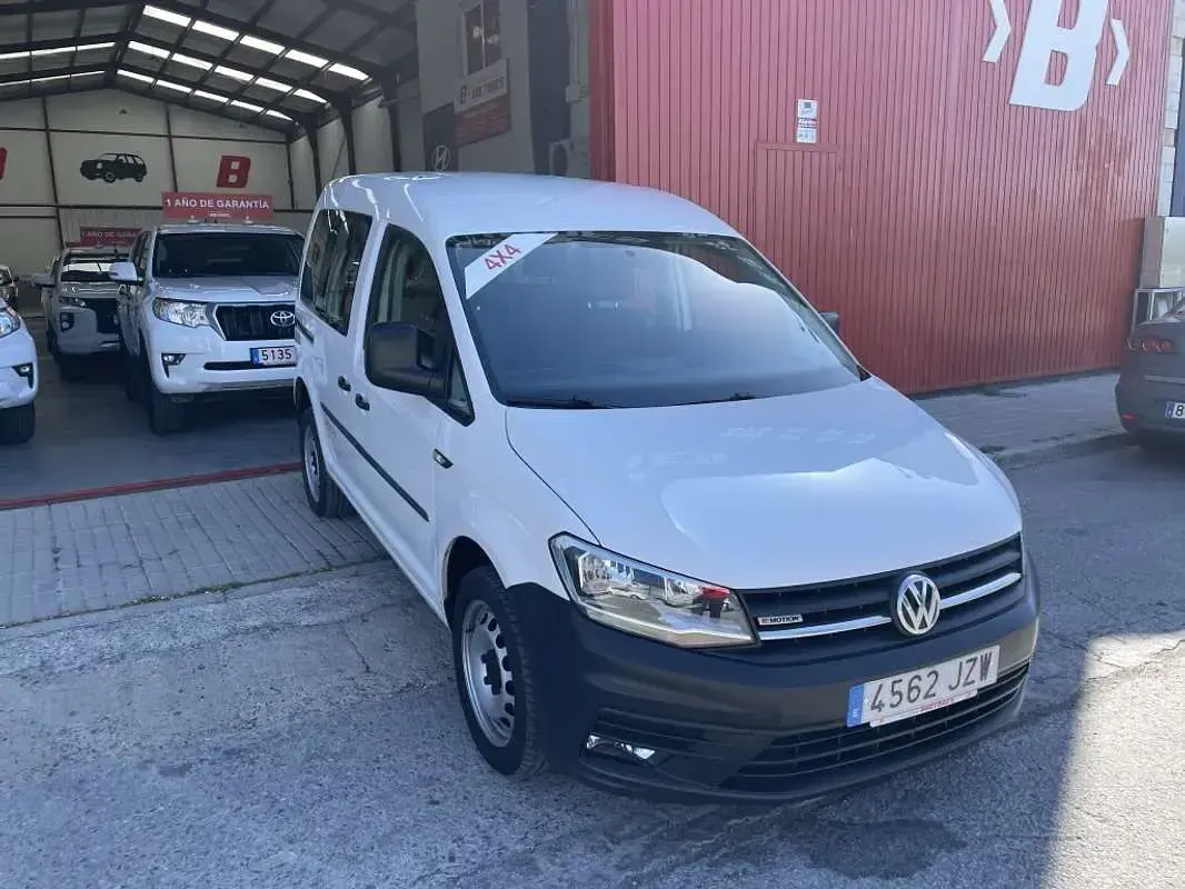Usado VW Caddy 122 CV (89 kW) 2017 Blanco Monovolumen