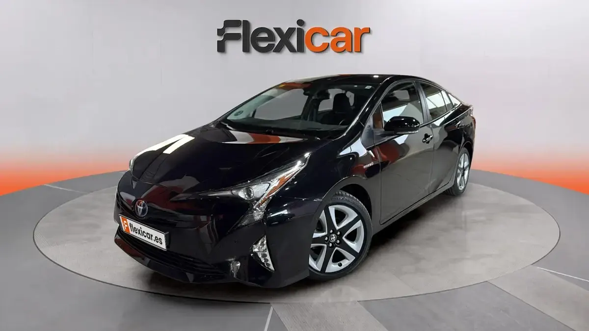 Usado Toyota Prius 122 CV (89 kW) 2018 Negro Utilitario