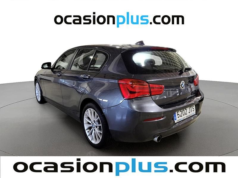 Usado BMW 116 109 HP (80 kW) 2016 Cinzento Citadino