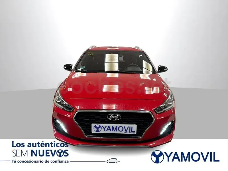 Usado Hyundai i30 GO! 140 CV (102 kW) 2018 Rojo Familiar