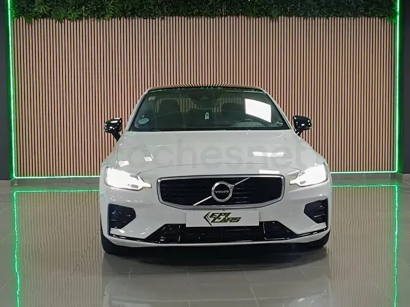 Usado Volvo S60 R-Design 190 CV (139 kW) 2019 Blanco Berlina