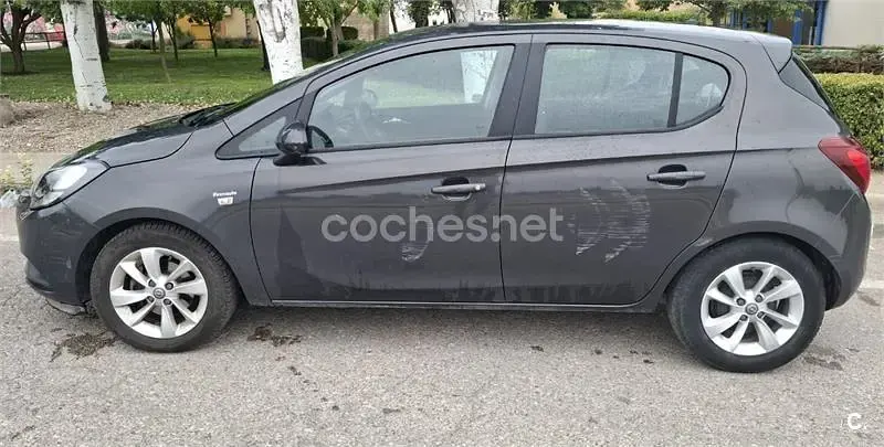 Usado Opel Corsa Selective 90 CV (66 kW) 2016 Gris / plata Utilitario