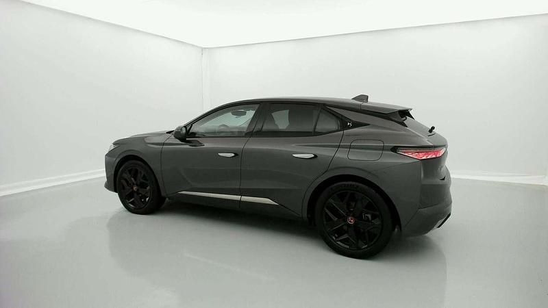 Usado DS Automobiles DS4 Performance Line Plus 224 CV (164 kW) 2022 Plateado Familiar