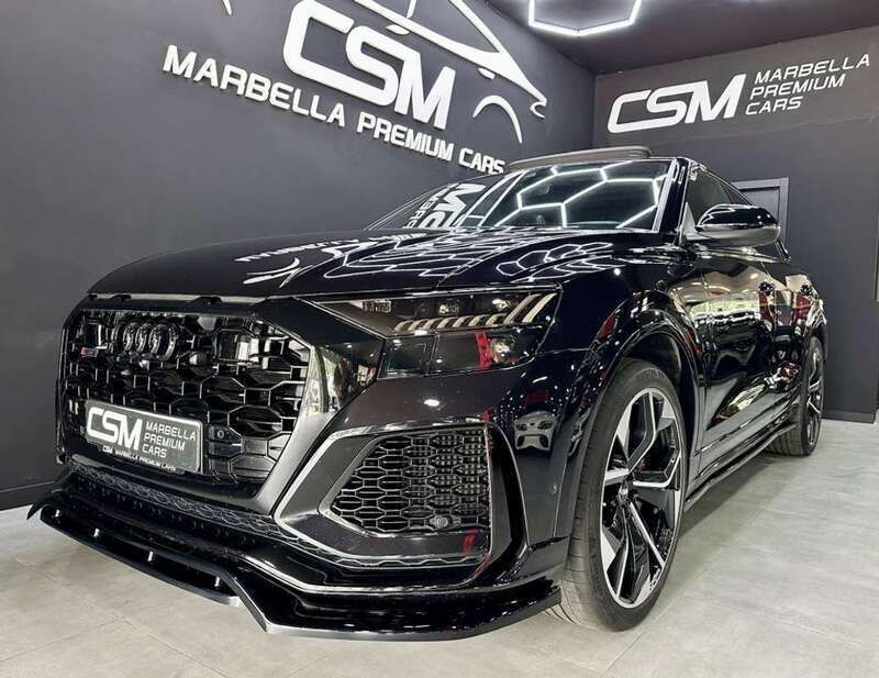 Negro Usado 2020 Audi RS Q8 Ambiente SUV | 104.990 € (Un poco caro) - Imagen 1/4
