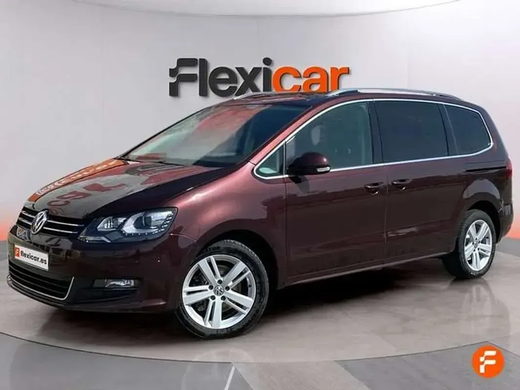 Usado VW Sharan Advance 184 CV (135 kW) 2017 Burdeos Monovolumen