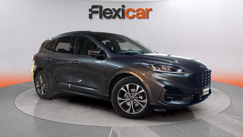 Usado Ford Kuga ST-Line 120 CV (88 kW) 2024 Gris SUV