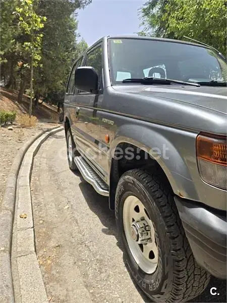 Usado Mitsubishi Montero 99 CV (72 kW) 1998 Gris / plata SUV