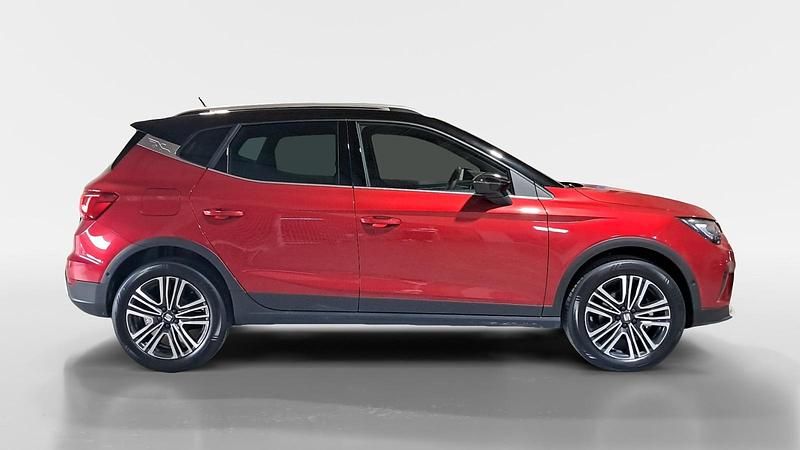 Usado Seat Arona Xperience 116 CV (85 kW) 2025 Negro SUV