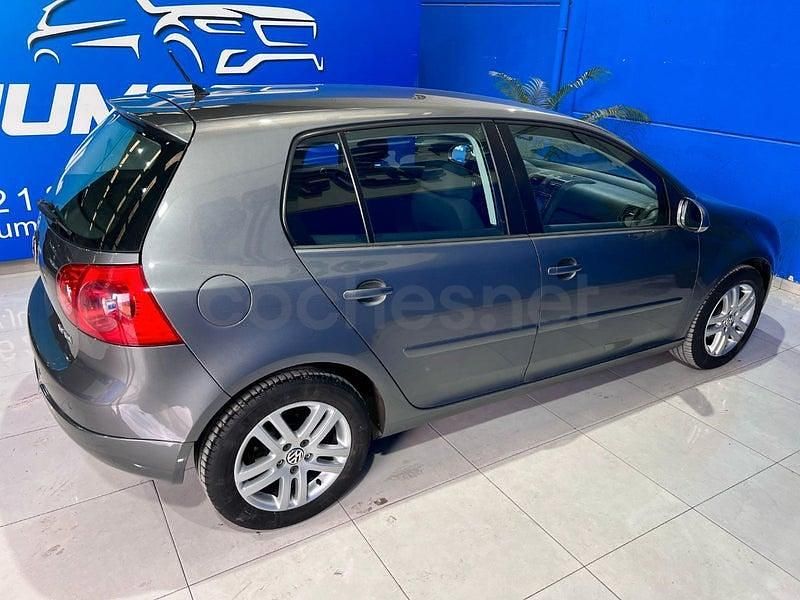 Usado VW Golf VI GT 105 CV (77 kW) 2008 Gris / plata Utilitario