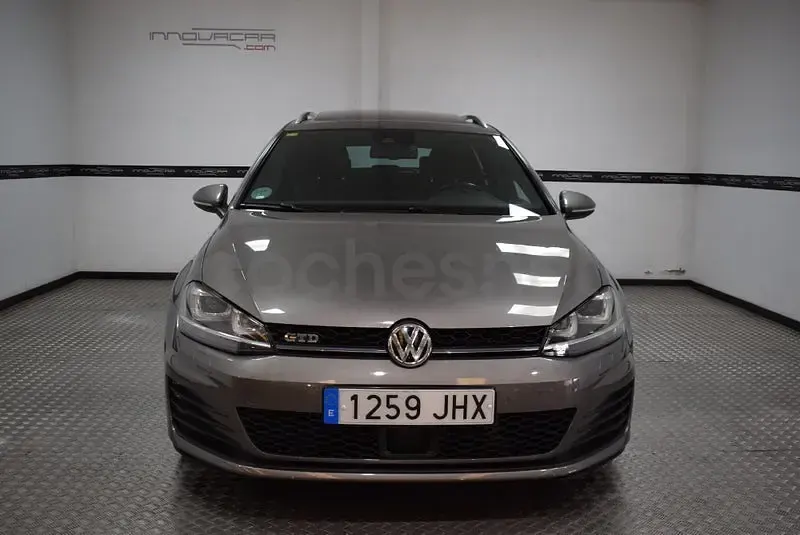 Usado VW Golf VII GTD 184 CV (135 kW) 2015 Gris / plata Familiar