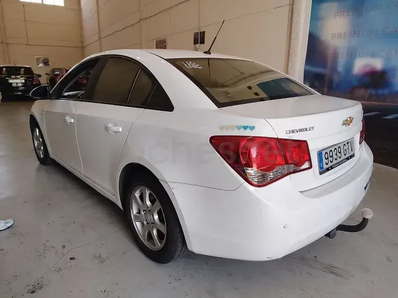 Usado Chevrolet Cruze LT 150 CV (110 kW) 2010 Blanco Berlina