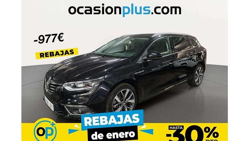 Usado Renault Mégane IV Bose Edition 131 CV (96 kW) 2017 Negro Utilitario