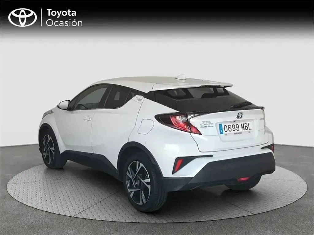 Usado Toyota C-HR Advance 122 CV (89 kW) 2022 Blanco SUV