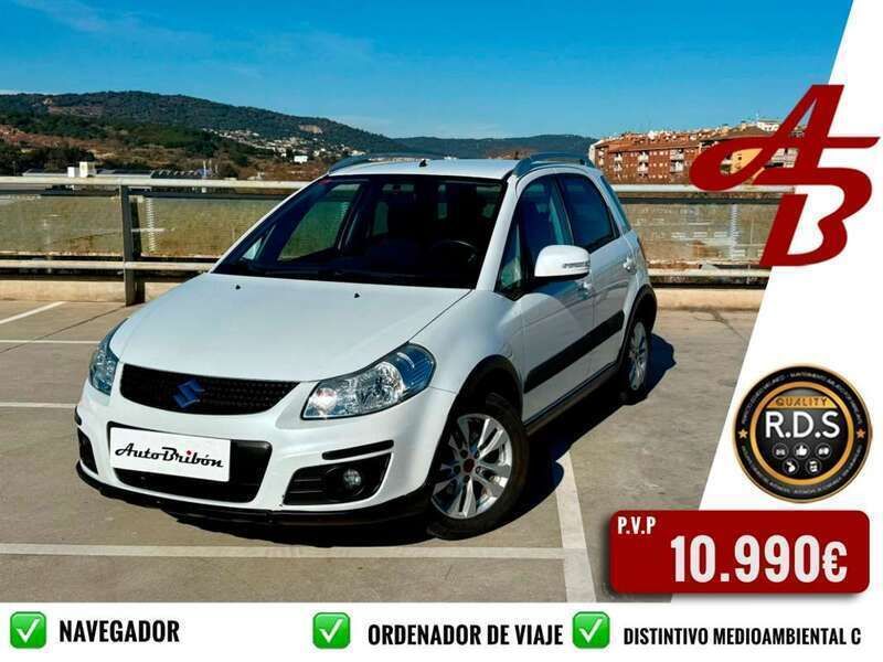 Blanco Usado 2013 Suzuki SX4 GLX Utilitario | 10.990 € - Imagen 1/4