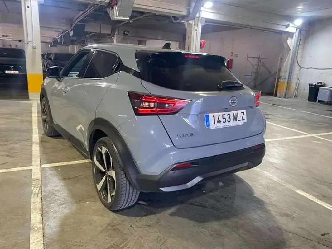 Usado Nissan Juke Tekna 114 CV (83 kW) 2023 Gris SUV