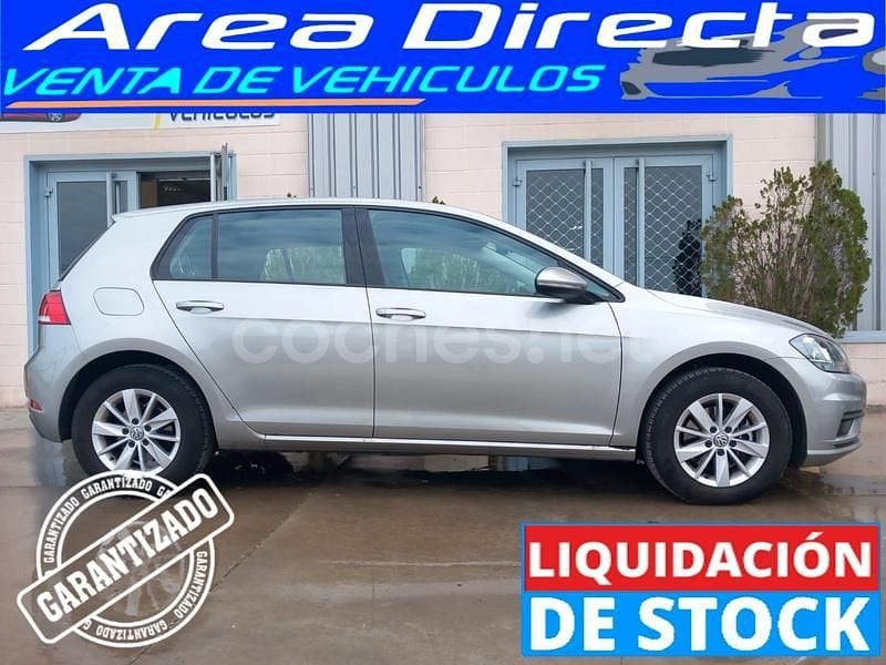 Gris / plata Usado 2019 VW Golf Berlina | 17.390 € (Buen precio) - Imagen 1/4