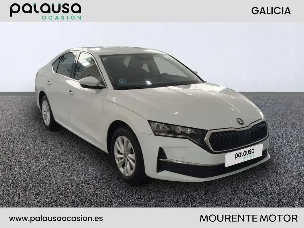 Usado Skoda Octavia Selection 150 CV (110 kW) 2025 Blanco Utilitario