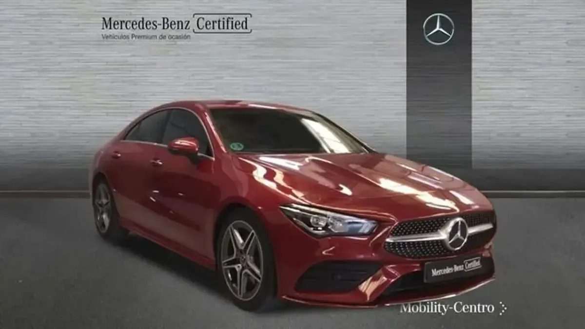 Usado Mercedes CLA200 151 CV (111 kW) 2021 Rojo Berlina