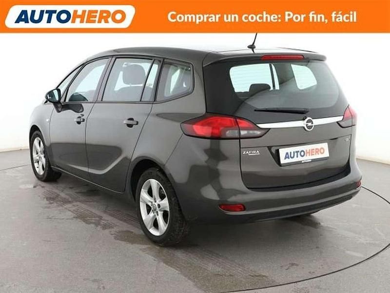 Usado Opel Zafira Expression 131 CV (96 kW) 2015 Gris Monovolumen