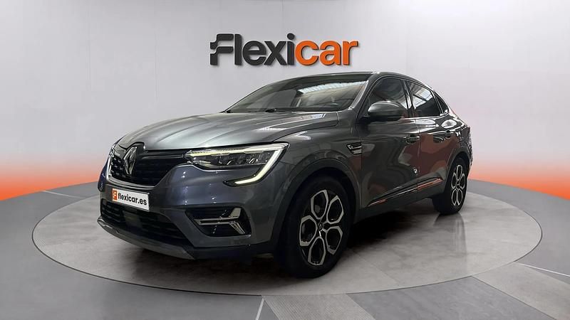 Usado Renault Arkana Intens 140 CV (102 kW) 2021 Gris SUV