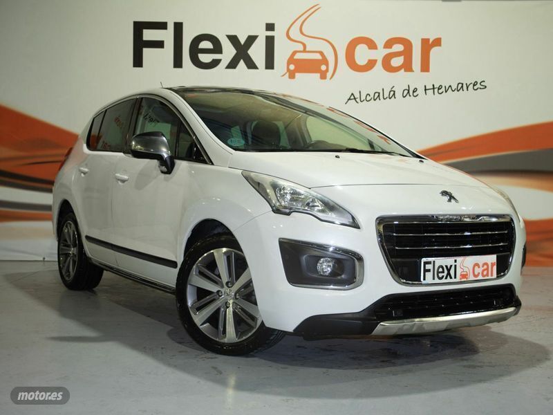Usado Peugeot 3008 Allure 130 CV (95 kW) 2016 Blanco Berlina