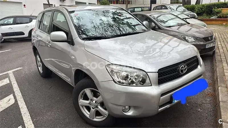Usado Toyota RAV4 Sol 152 CV (111 kW) 2008 Gris / plata SUV