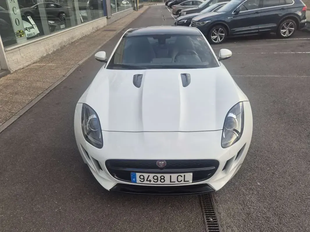 Usado Jaguar F-Type 340 CV (250 kW) 2015 Blanco Coupe